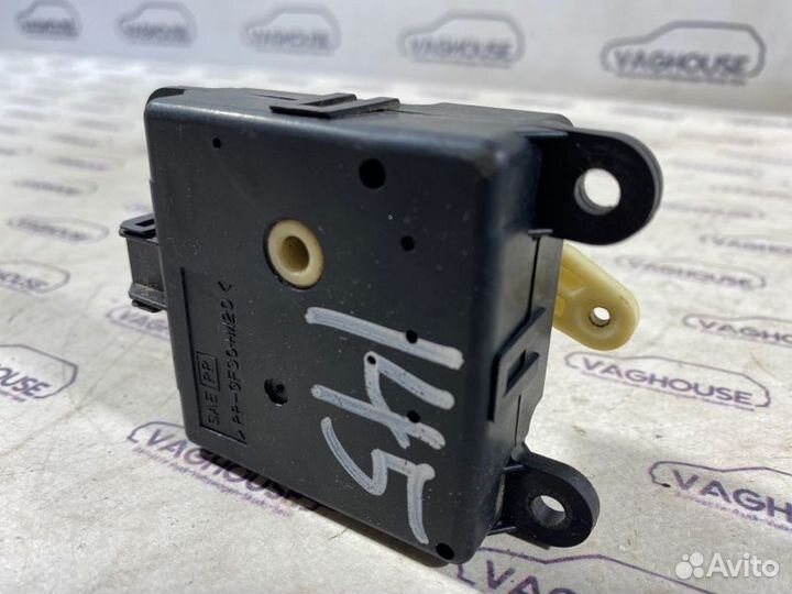 Моторчик заслонки печки Nissan Maxima A33 2.0 2004