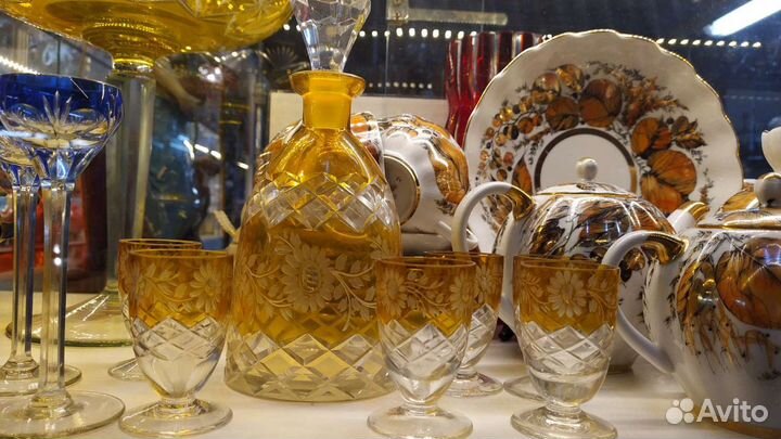 Графин,цветной хрусталь