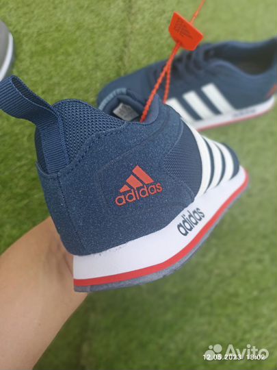 Adidas мужские кроссовки