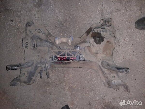 Подрамник передний Peugeot 308 EP6 2011