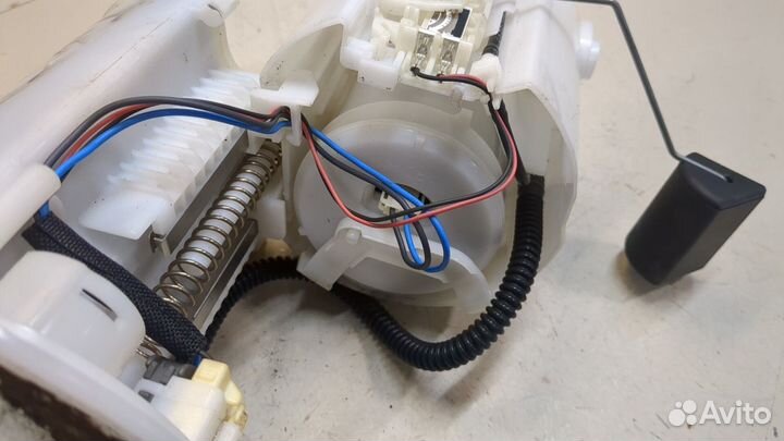 Насос топливный электрический Toyota Auris E15, 2009