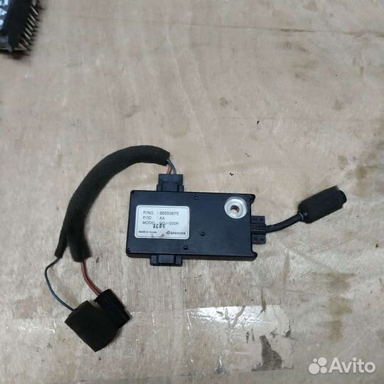 Chevrolet Lacetti усилитель антенны