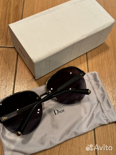 Солнцезащитные очки dior