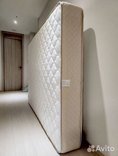 Матрас новый жесткий