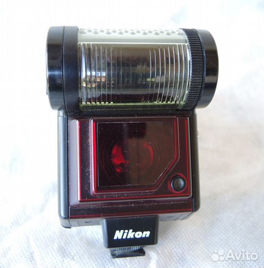 Вспышка Nikon Speedlight SB-20