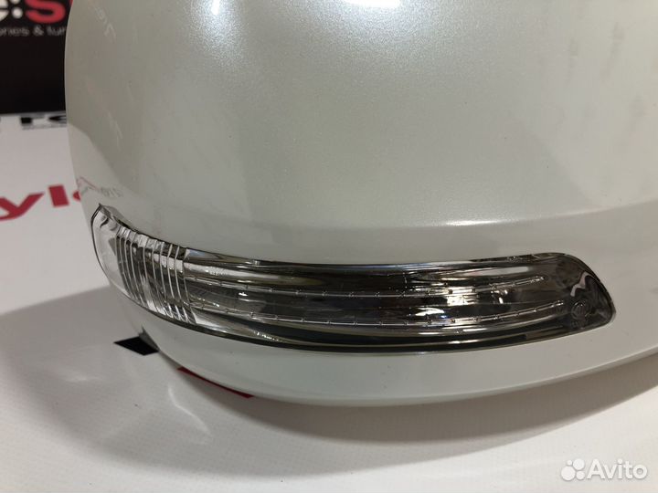 Крышка зеркала Toyota Land Cruiser 200 12-21 Бел