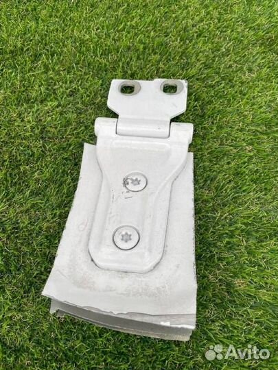 Петля капота Jeep Wrangler JL 2019 2848AA1381