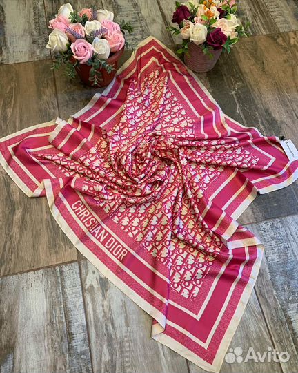Шелковый платок шаль Christian Dior розовый