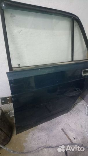 Дверь левая задняя Ваз 2107