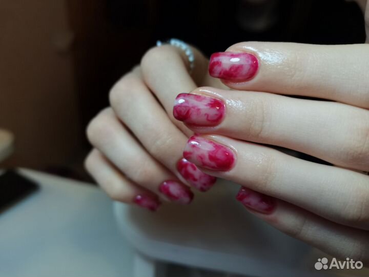 Маникюр, покрытие гель-лаком, наращивание