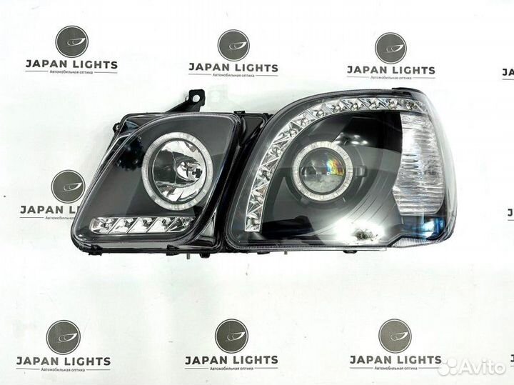 Фары линзовые с анг. глазками черный передние