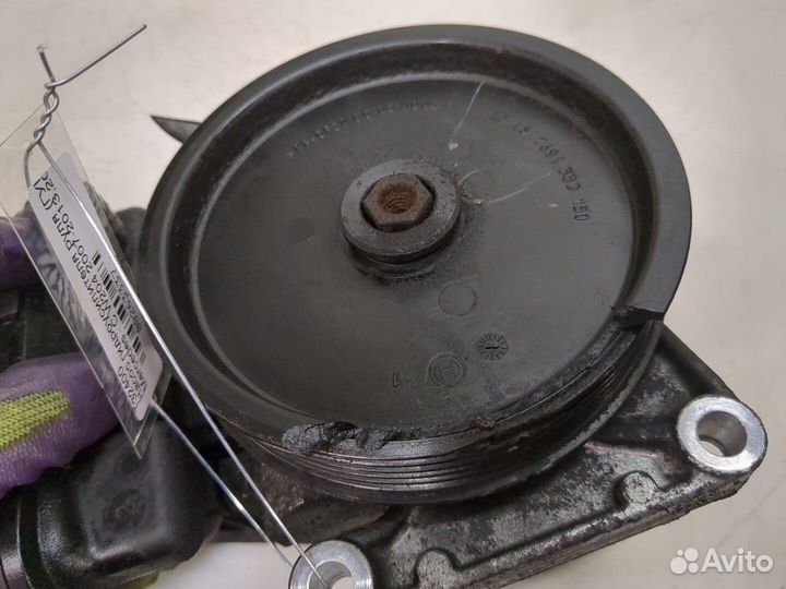 Гур Mercedes C W204, 2010