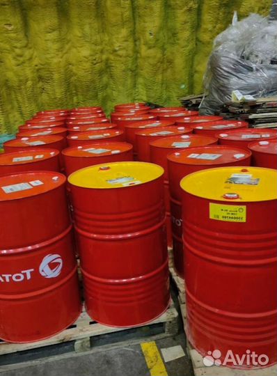 Масло моторное Castrol 15W40 для грузовиков