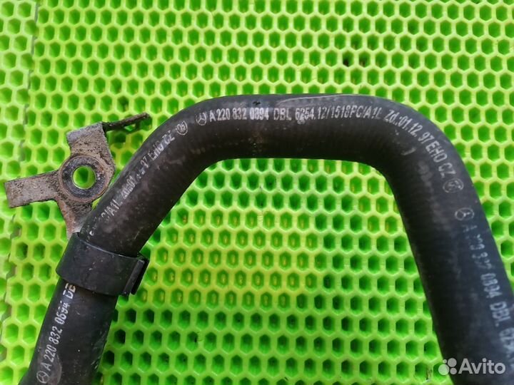 Патрубок охлаждения Мерседес W220