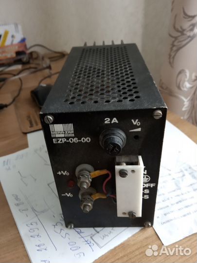 Источник питания