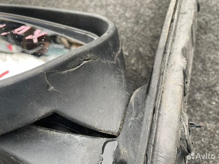 Зеркало левое Ford C Max дефект