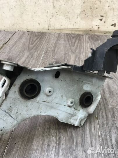 Передняя часть полки крыла передняя правая Opel