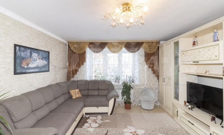 2-к. квартира, 66 м², 2/14 эт.