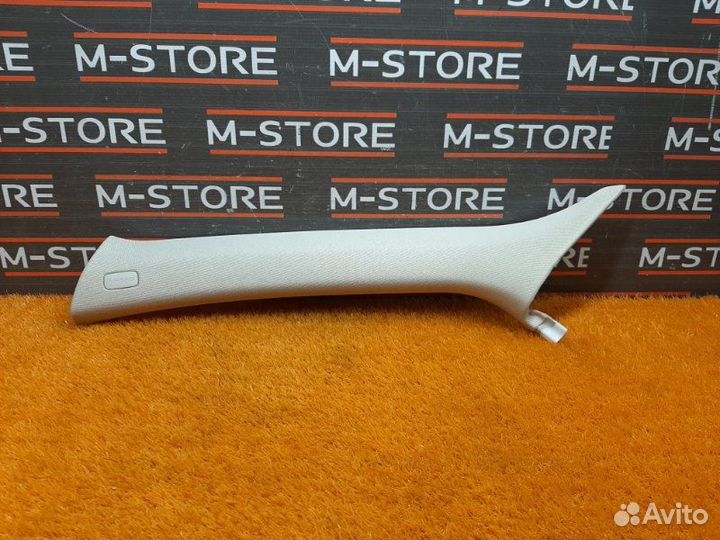 Обшивка стойки передняя левая Audi Q5 8R cdnc 2010