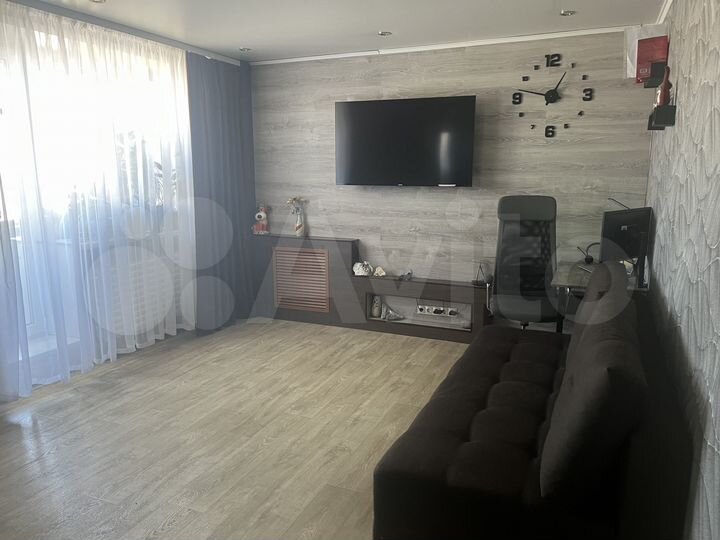 2-к. квартира, 60 м², 9/9 эт.