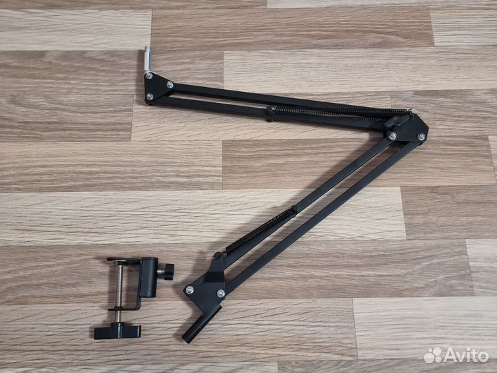 Стойка для микрофона настольная