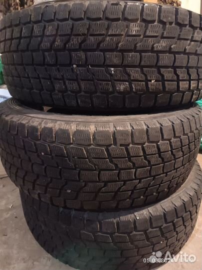 Yokohama 104ZR 265/65 R17 19H