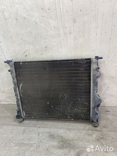 Радиатор основной Renault Logan