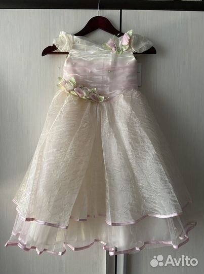 Праздничное платье для девочки (новое с бирками)