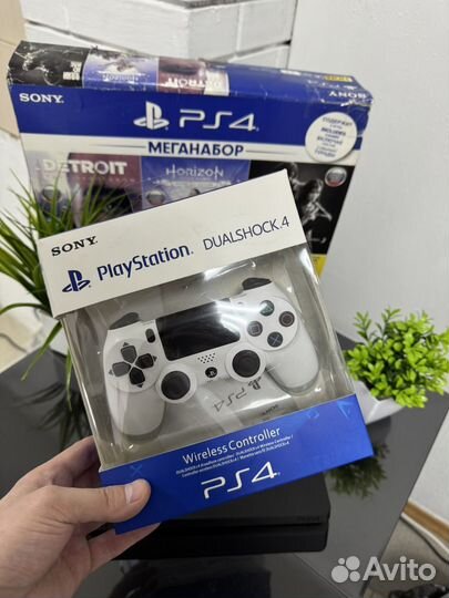 Sony PlayStation 4 slim