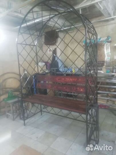 Арка скамейка