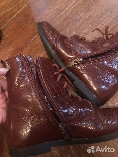 Кожаные ботинки