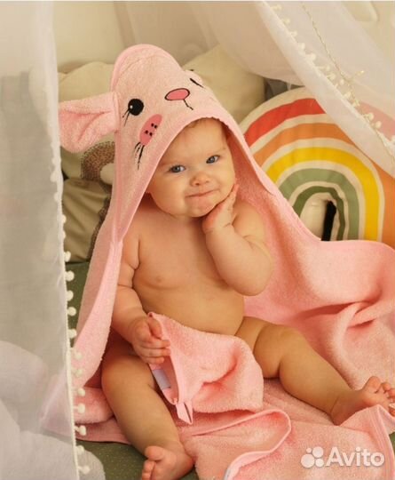 Полотенце уголок с перчаткой для девочки