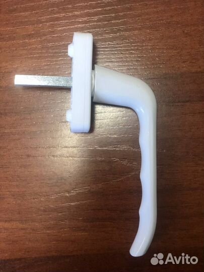 Ручки оконные металлические