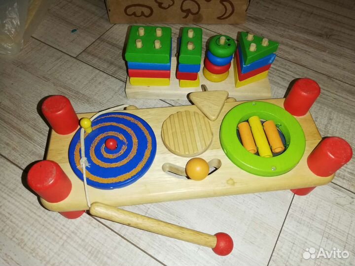 Развивающие игрушки из дерева