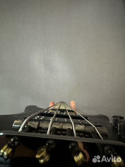 Бас гитара Yamaha trbx 504