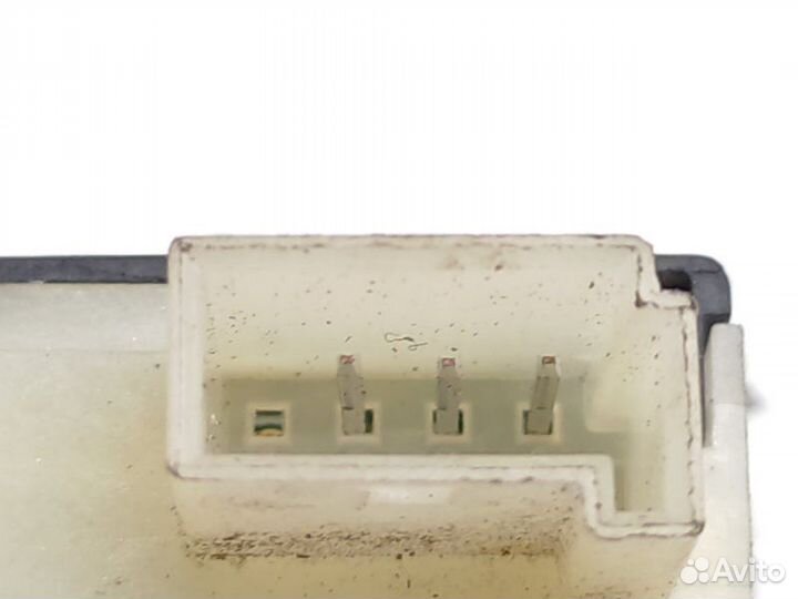 Кнопка открывания багажника Bmw 3-Series F30 2012