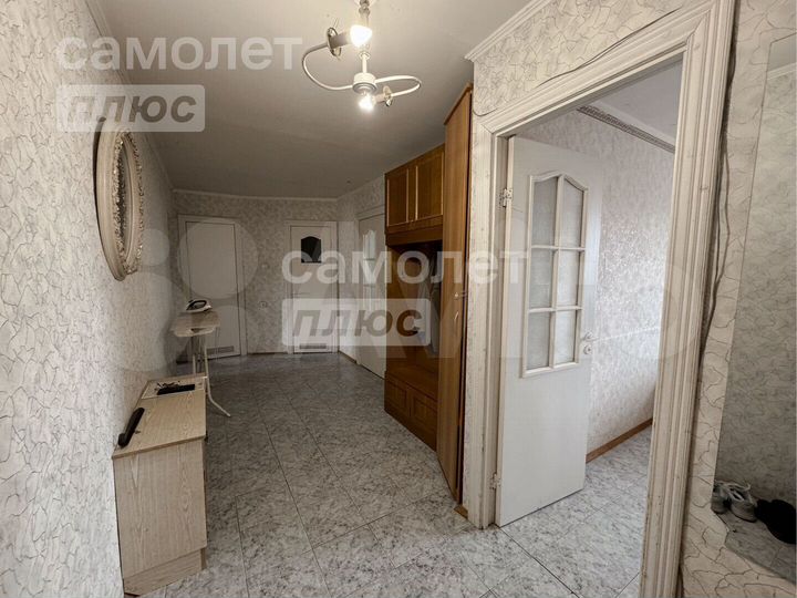 2-к. квартира, 68,3 м², 9/10 эт.