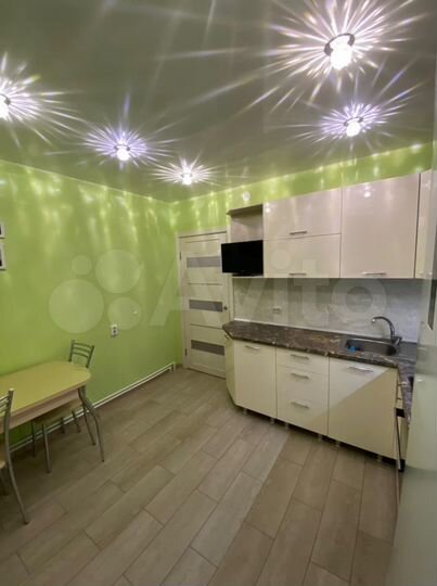 1-к. квартира, 37 м², 1/6 эт.