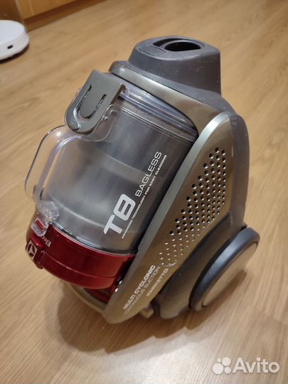 Пылесос Electrolux Т8 Multi Cyclonic
