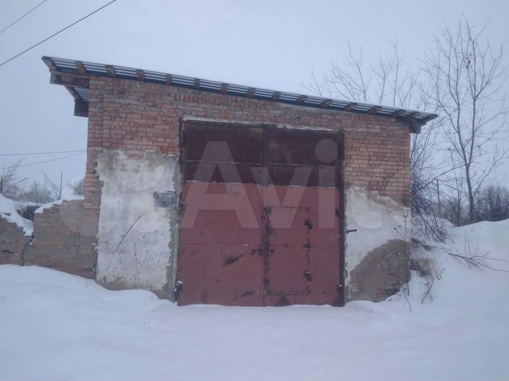 Гараж, > 30 м²