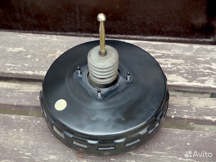 Усилитель тормозов вакуумный VW Transporter T5