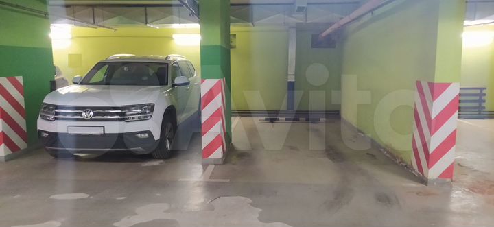 Машиноместо, 18 м²