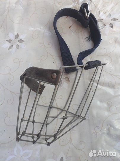 Ошейники,поводки-цепи,рулетки,одежда