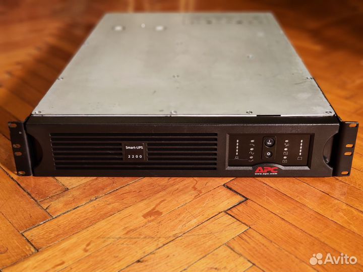 Ибп Smart-UPS SUA2200 2U 230V без акб/ с акб