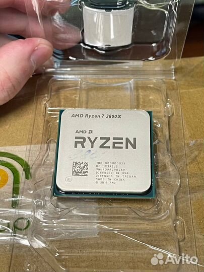 Процессор AMD Ryzen 7 3800X