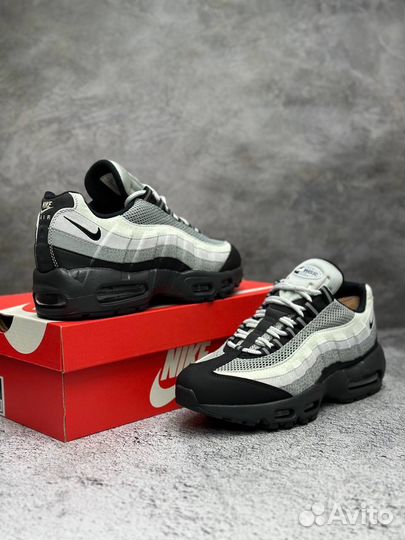 Кроссовки Nike Air Max 95