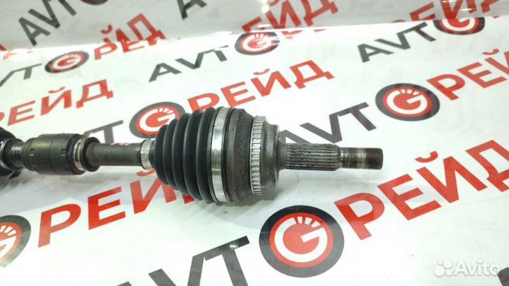 Привод передний левый Toyota Ipsum ACM21 2AZ