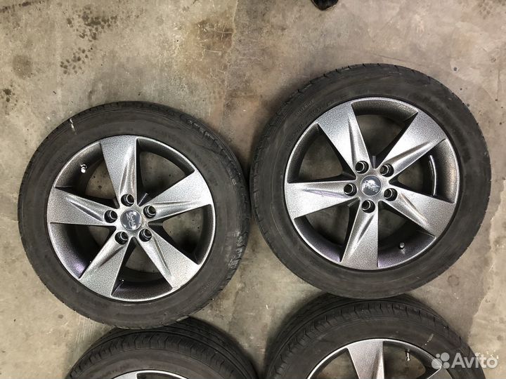 Centara Vanti HP 215/55 R17