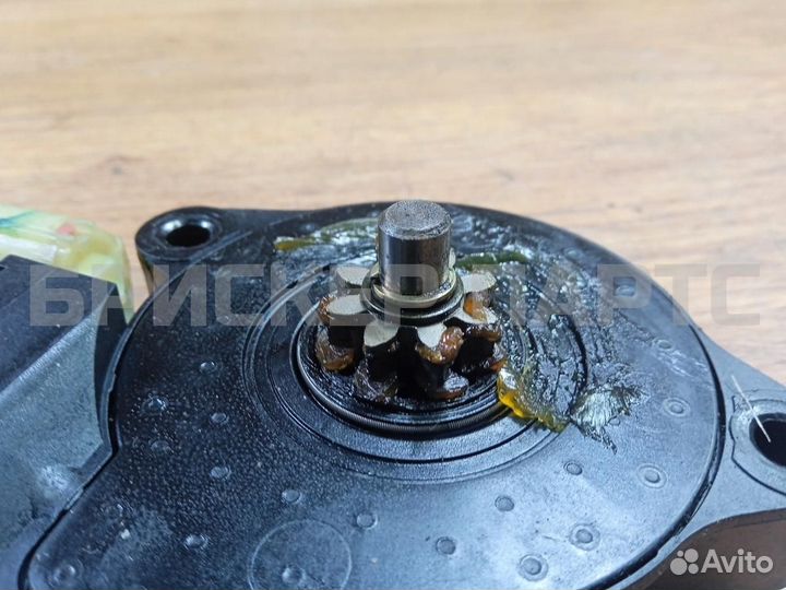 Моторчик стеклопод. Хендай Траджет Тражет