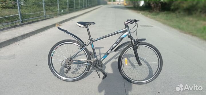 Спортивный горный велосипед Stels Navigator 500